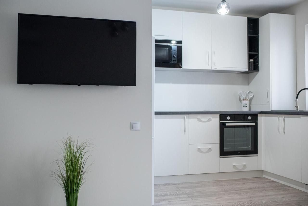 Apartment Teilor 5 *
